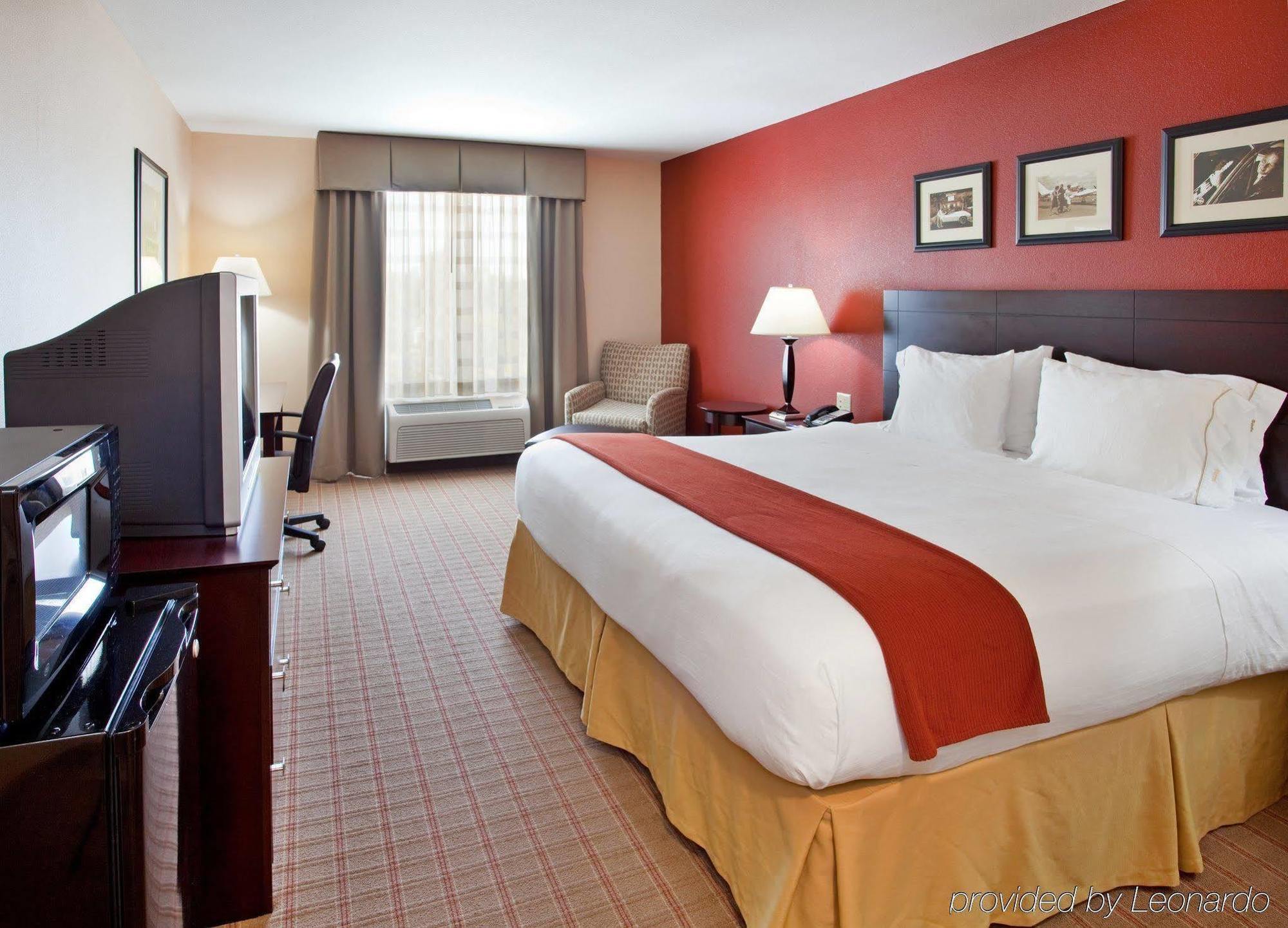 Holiday Inn Express & Suites East Wichita I-35 Andover By Ihg Rom bilde