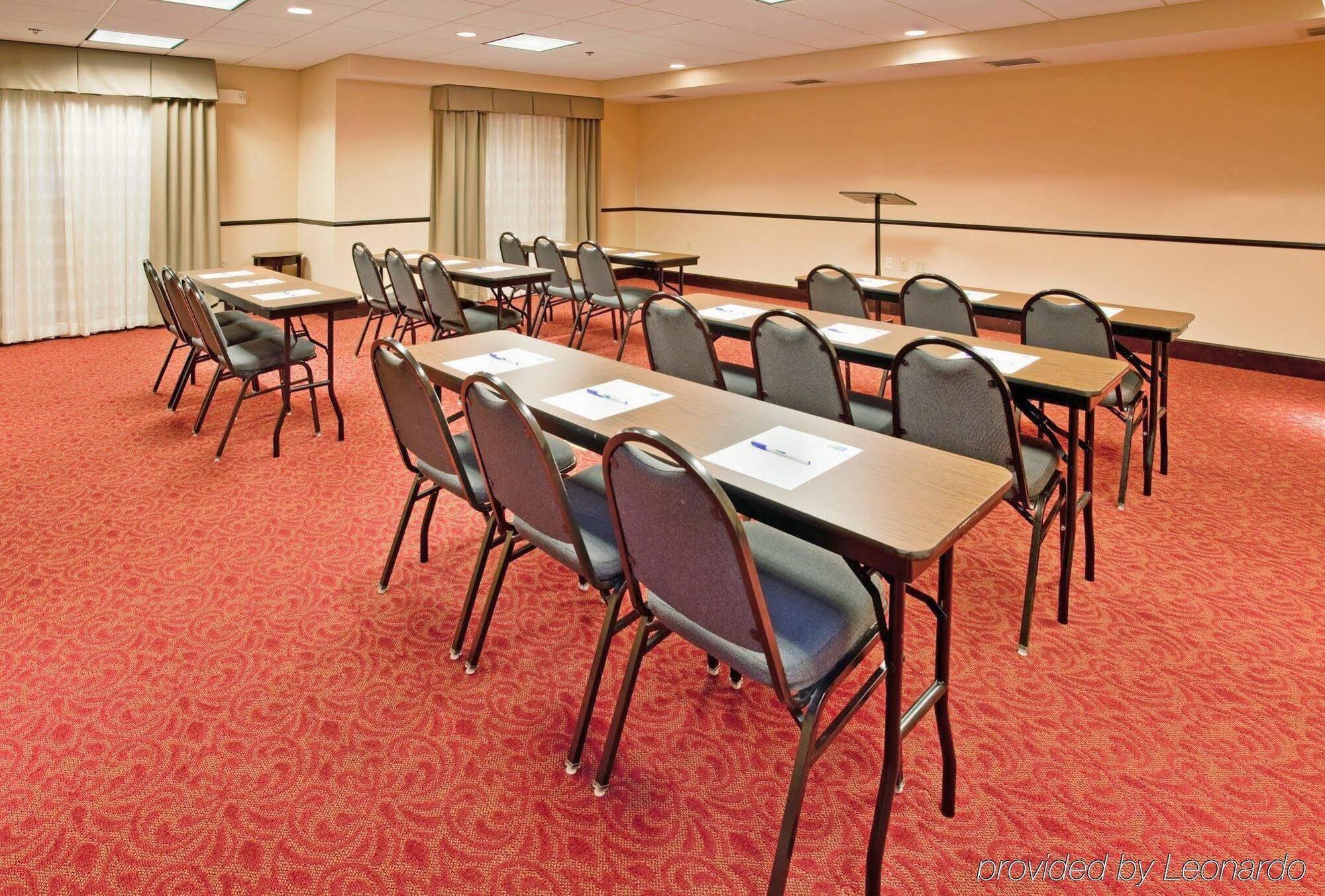 Holiday Inn Express & Suites East Wichita I-35 Andover By Ihg Eksteriør bilde