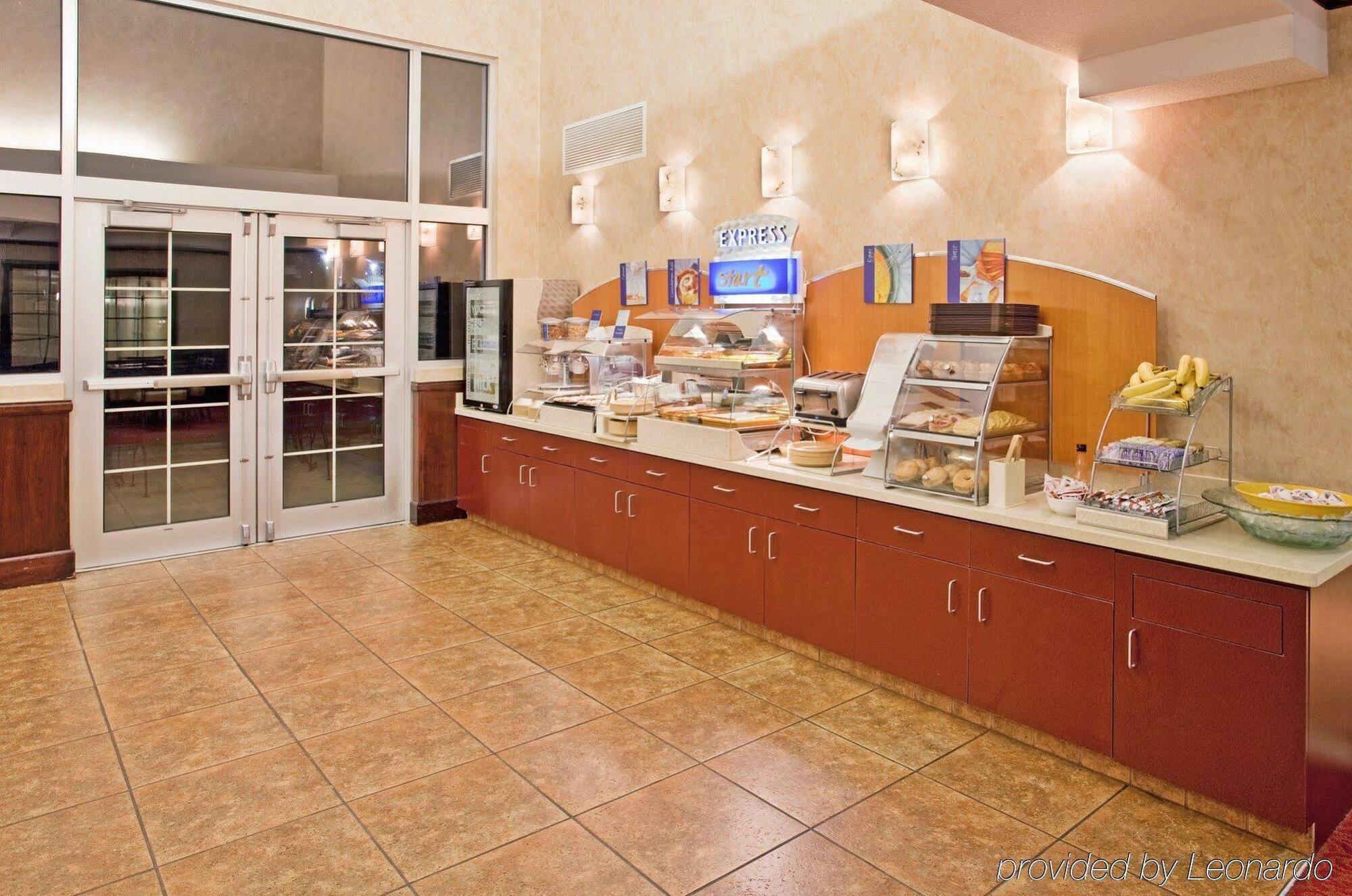 Holiday Inn Express & Suites East Wichita I-35 Andover By Ihg Eksteriør bilde